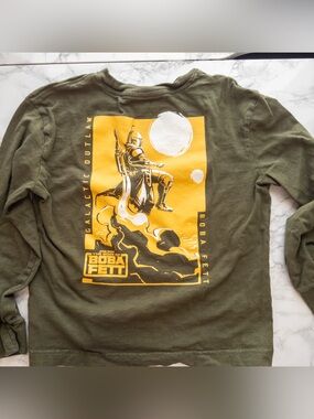 EUC Star Wars Boba Fett Gap boy long sleeve t-shirt olive